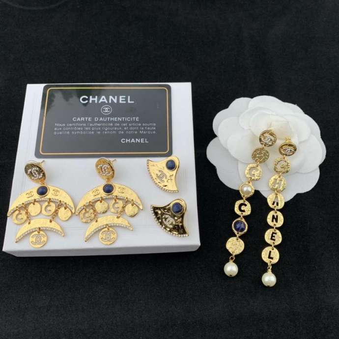 Picture of Chanel Sets _SKUChanelsuits09cly866251
